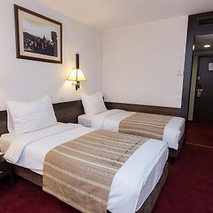 Twin Room Non-Smoking